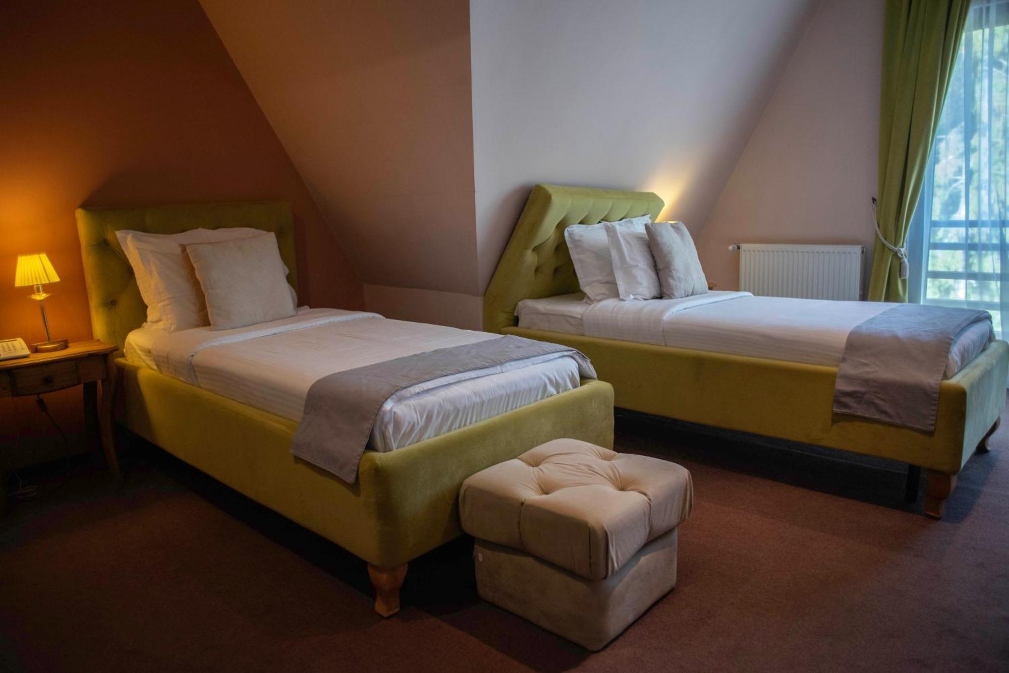 Paj Hotelul Retreat & Spa Sinaia Exteriér fotografie