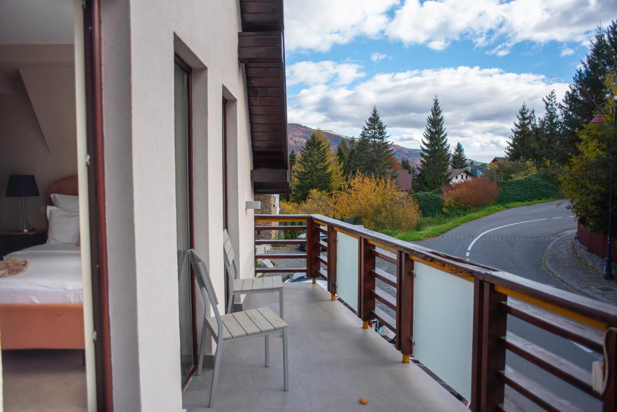 Paj Hotelul Retreat & Spa Sinaia Exteriér fotografie