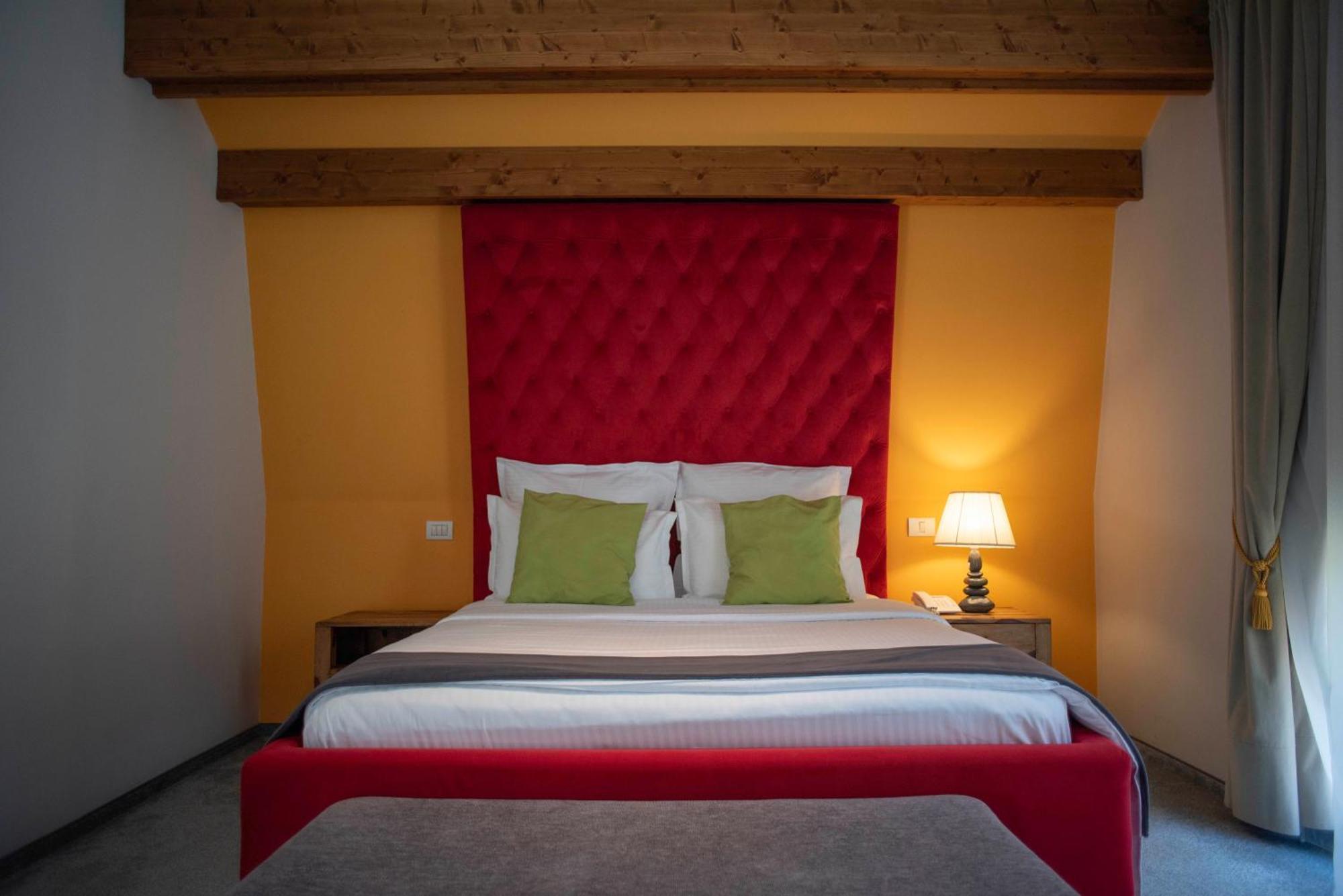 Paj Hotelul Retreat & Spa Sinaia Exteriér fotografie
