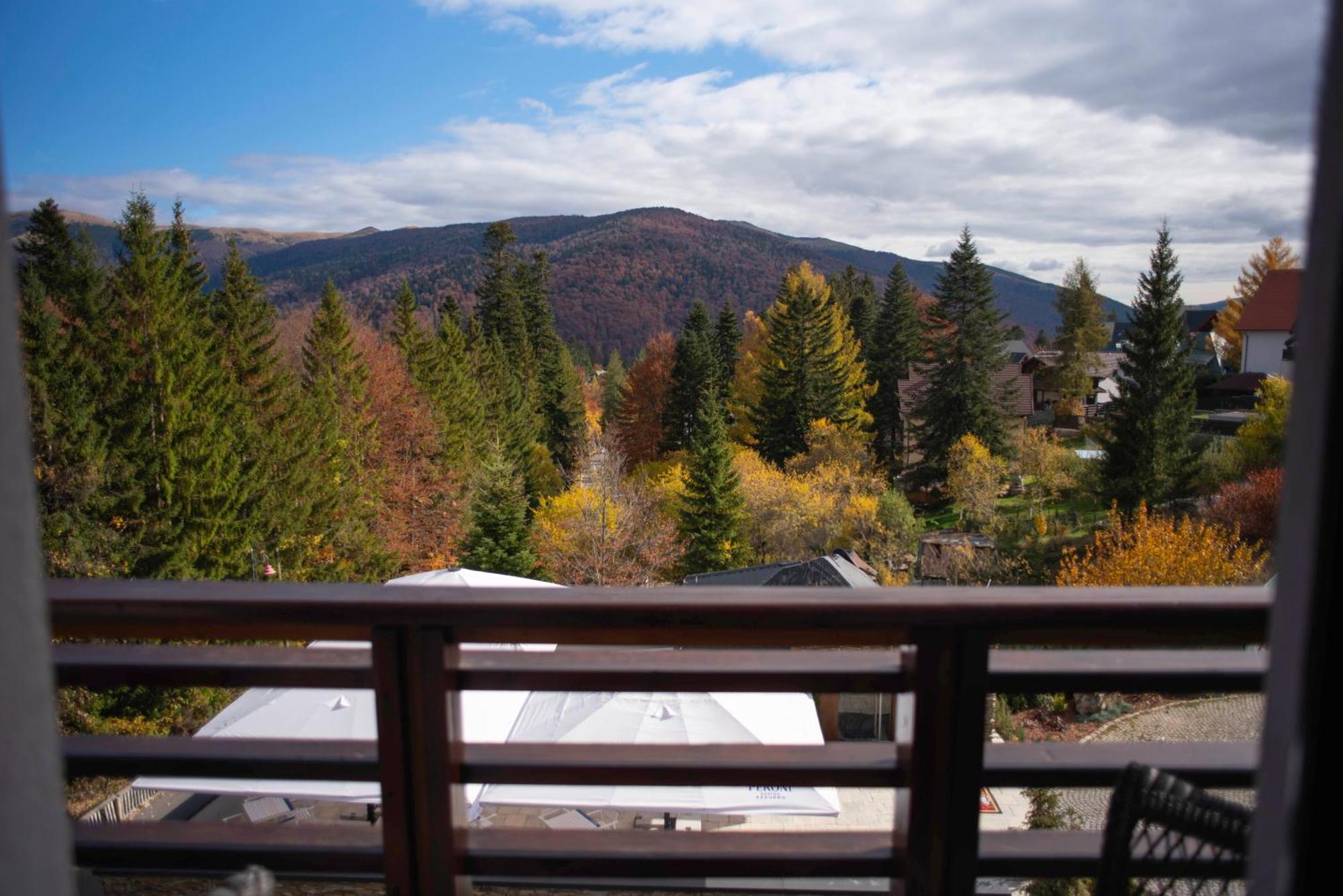 Paj Hotelul Retreat & Spa Sinaia Exteriér fotografie